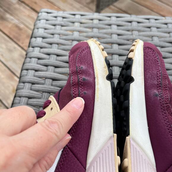 2014 Nike Air Max Essential women sz 8.5 Villain Red/white/champagne 616730 600 - Picture 8 of 11